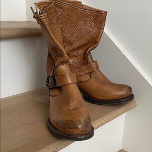 FRYE Brown Leather Women's Boots